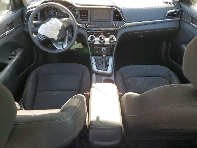 2019 HYUNDAI ELANTRA SE 8