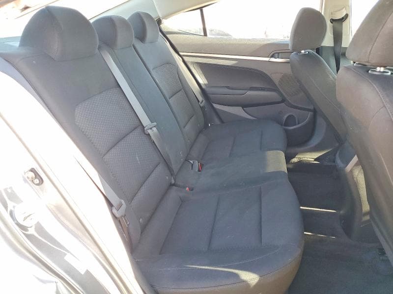2019 HYUNDAI ELANTRA SE 10