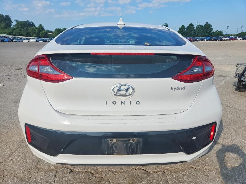 2017 HYUNDAI IONIQ LIMITED 6