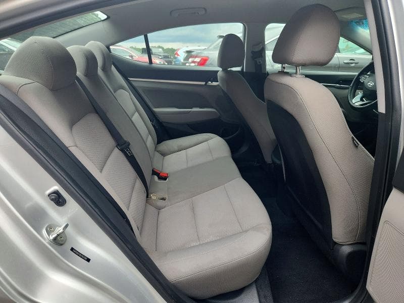 2020 HYUNDAI ELANTRA SEL 10