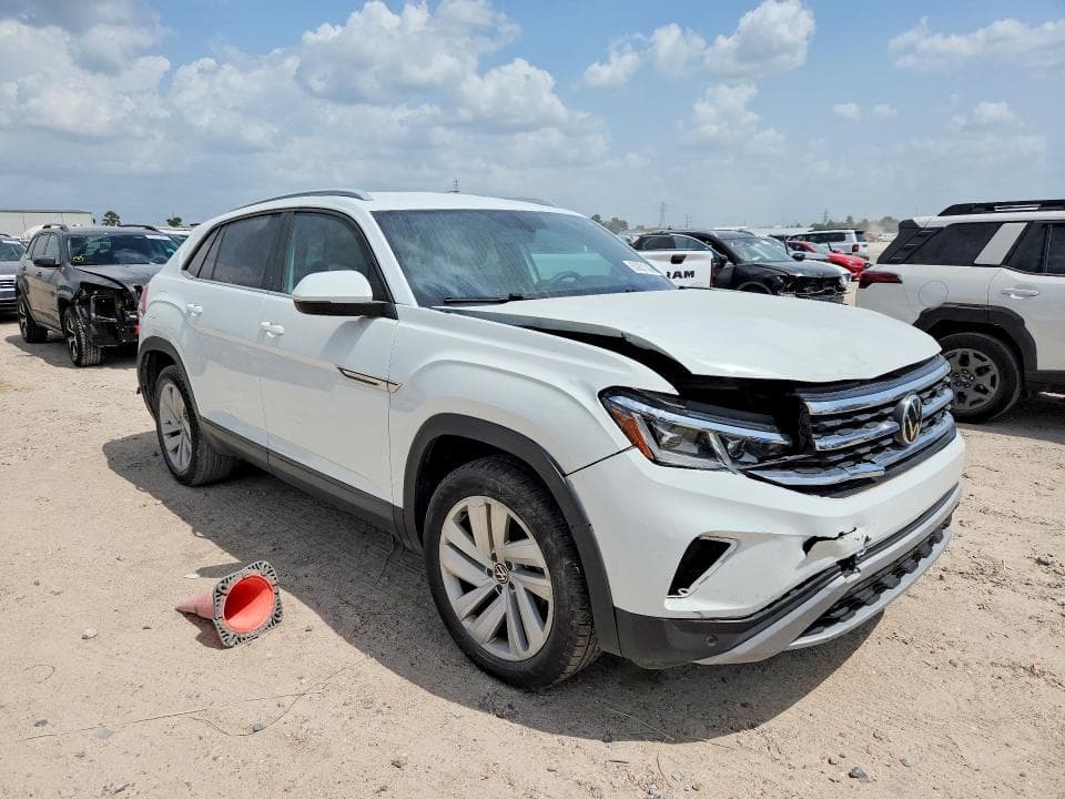 2021 VOLKSWAGEN ATLAS CROSS SPORT SE 4