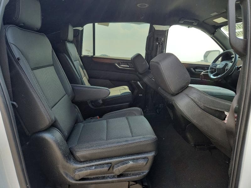 2025 GMC YUKON XL DENALI ULTIMATE 11
