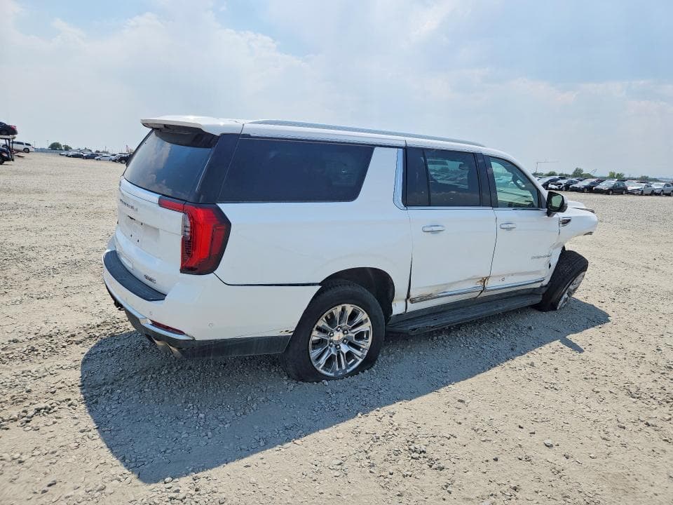 2025 GMC YUKON XL DENALI ULTIMATE 3
