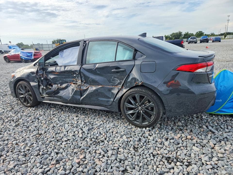 2025 TOYOTA COROLLA SE 2
