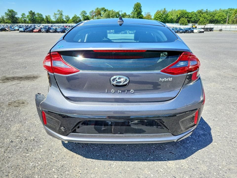 2018 HYUNDAI IONIQ LIMITED (HEV) 6