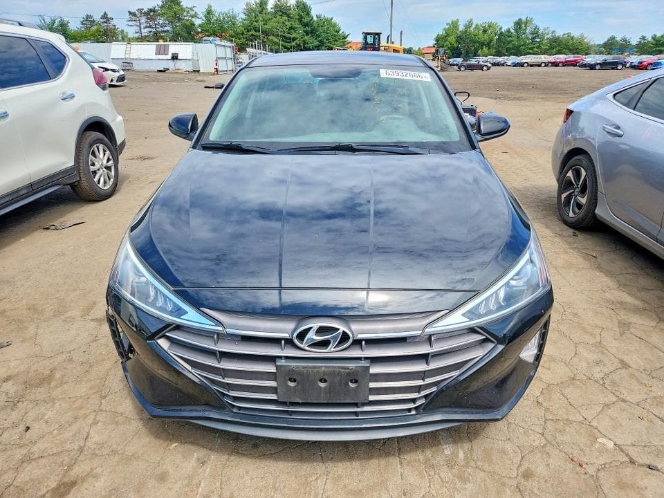 2019 HYUNDAI ELANTRA SE 5