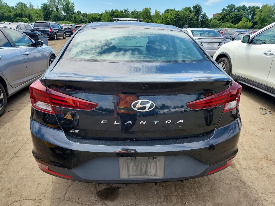 2019 HYUNDAI ELANTRA SE 6