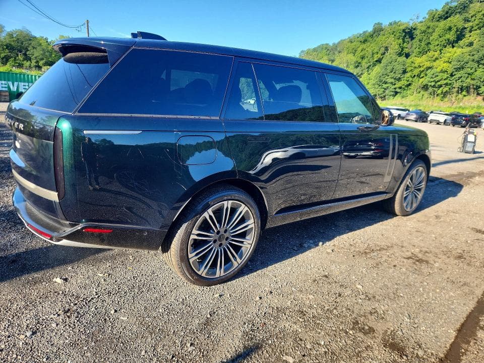 2026 LAND ROVER RANGE ROVER SE 3