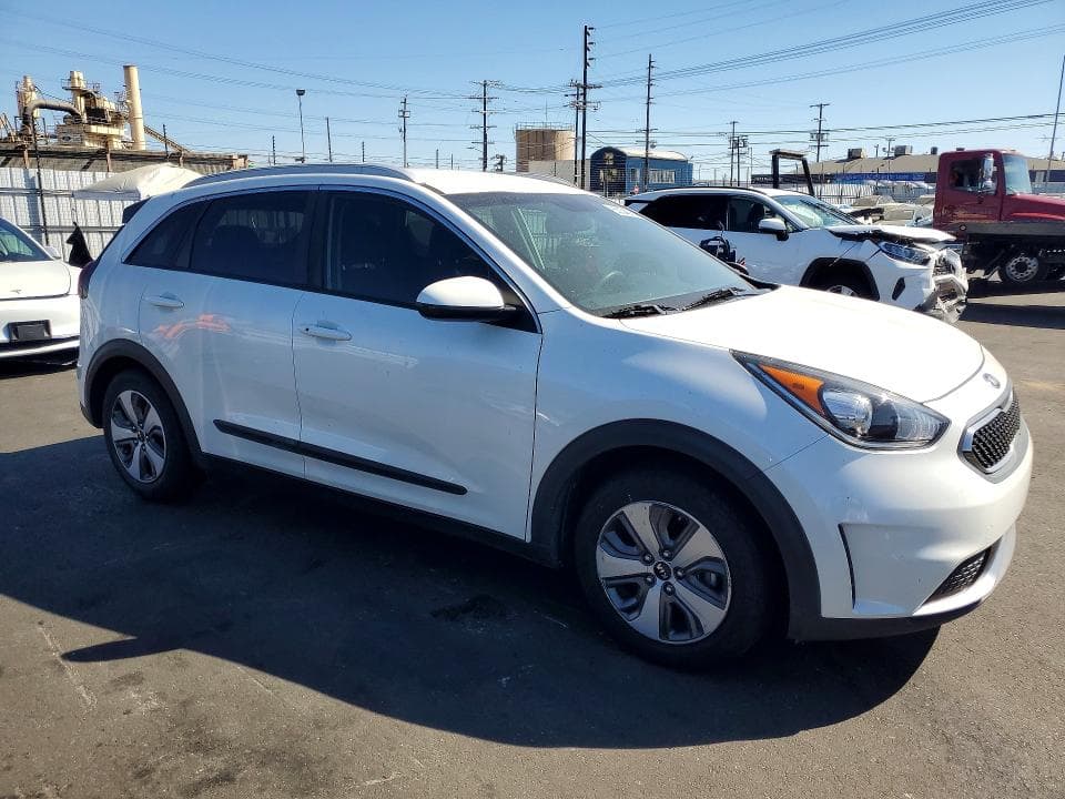 2019 KIA NIRO LX 4