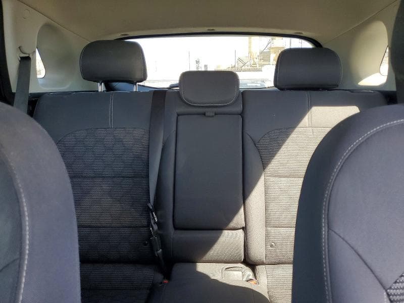 2019 KIA NIRO LX 10