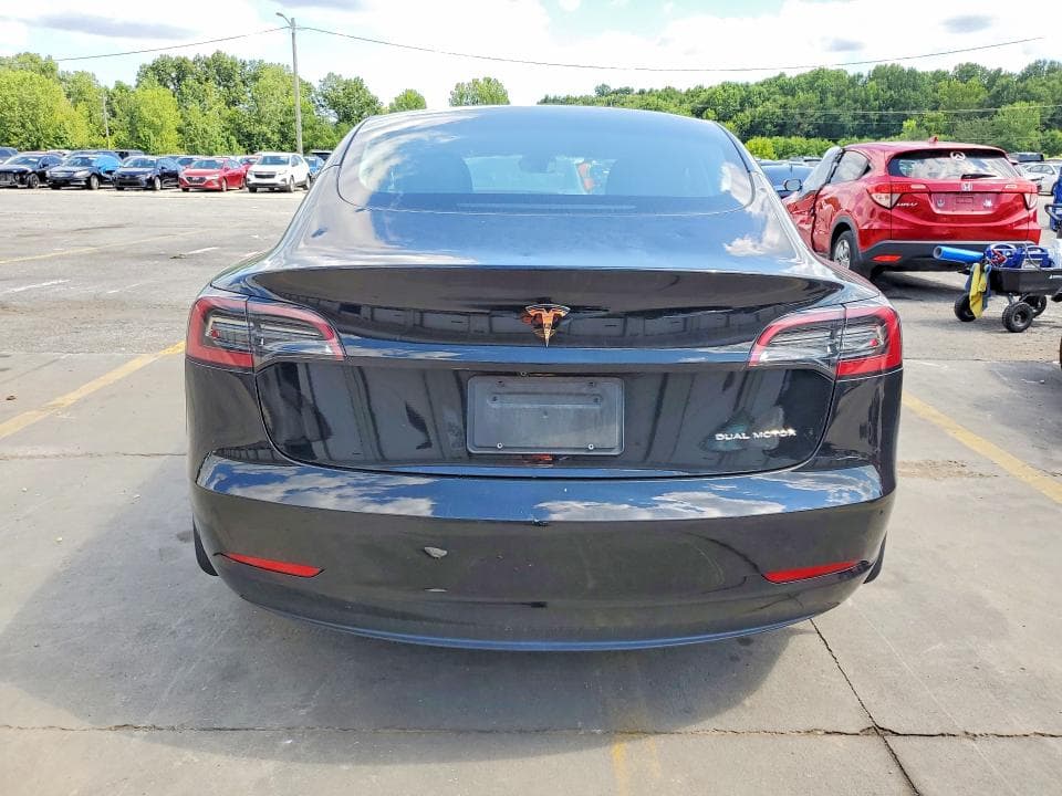2023 TESLA MODEL 3 6