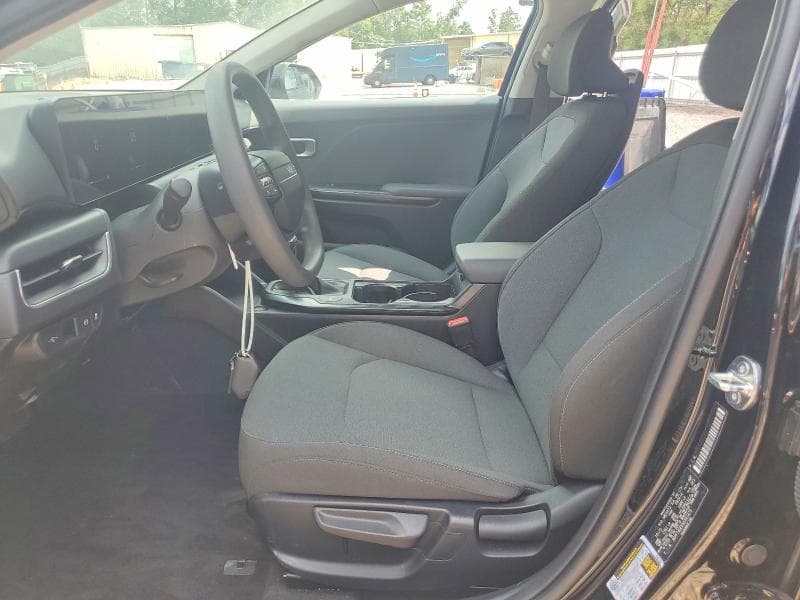 2025 KIA K4 LX 7