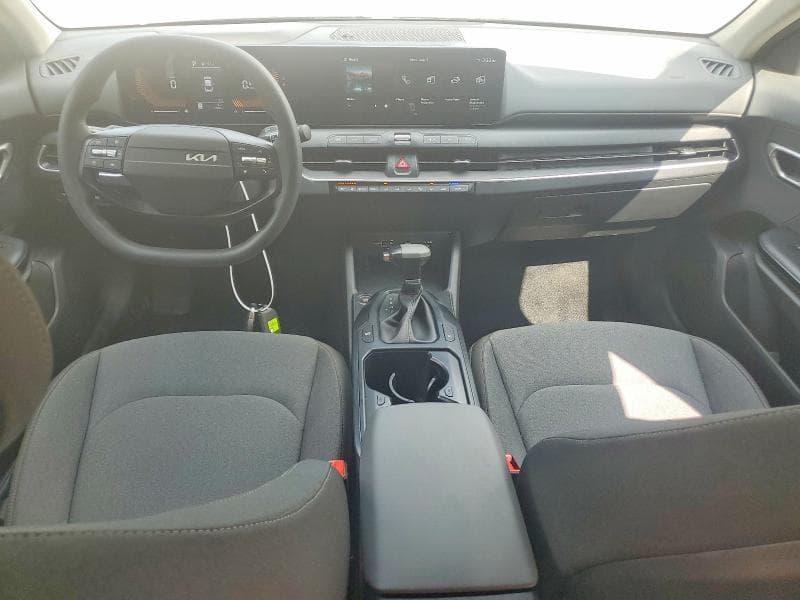 2025 KIA K4 LX 8