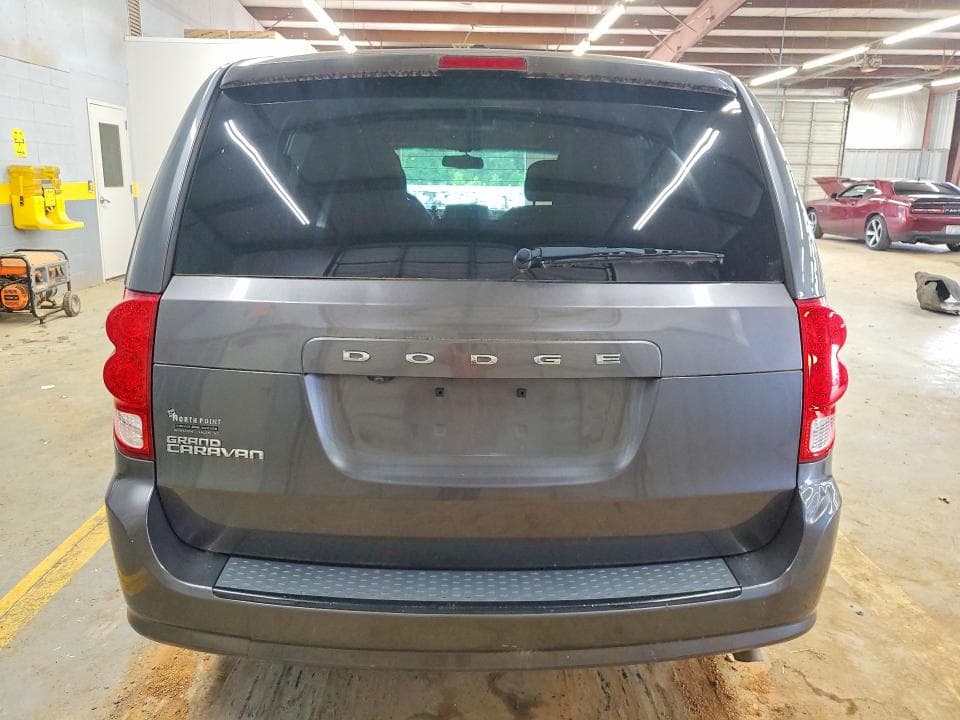 2017 DODGE GRAND CARAVAN SE 6