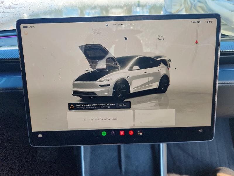 2026 TESLA MODEL Y 9