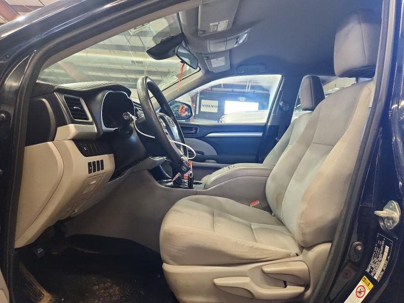2018 TOYOTA HIGHLANDER LE 7