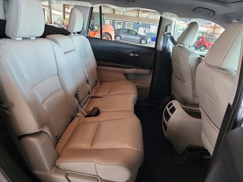 2017 HONDA PILOT EXL 11