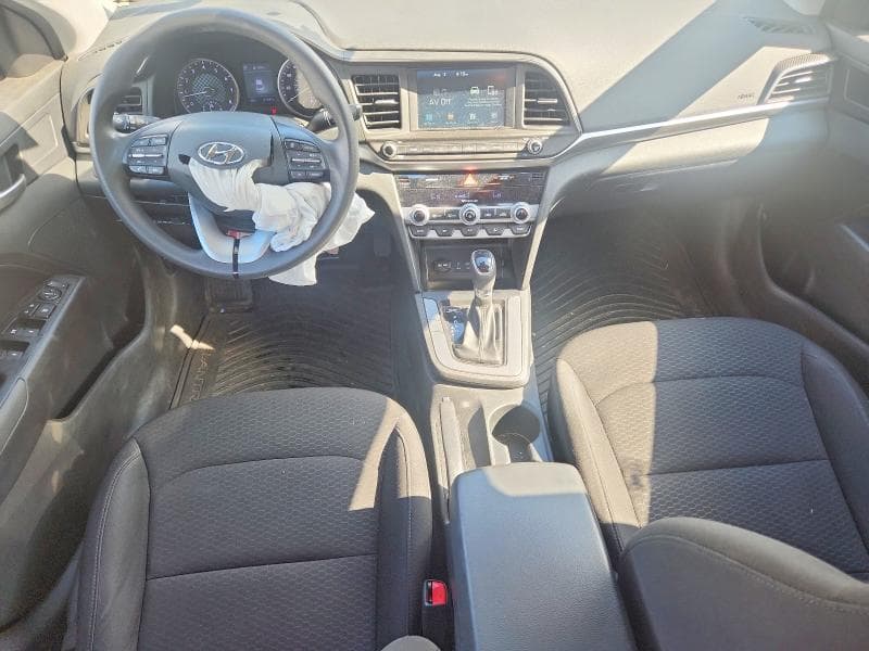 2020 HYUNDAI ELANTRA SEL 8