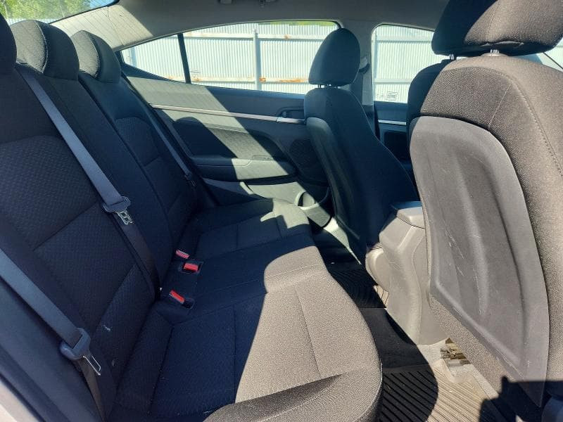 2020 HYUNDAI ELANTRA SEL 10