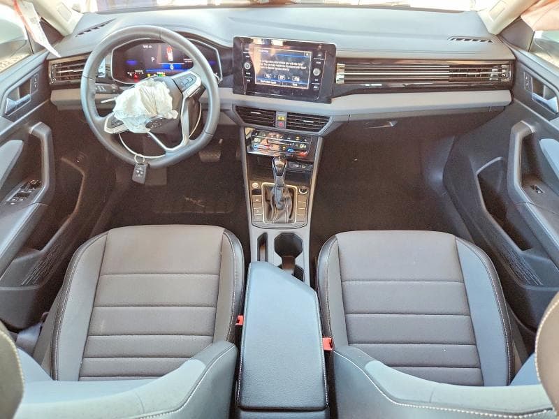 2025 VOLKSWAGEN JETTA SE 8