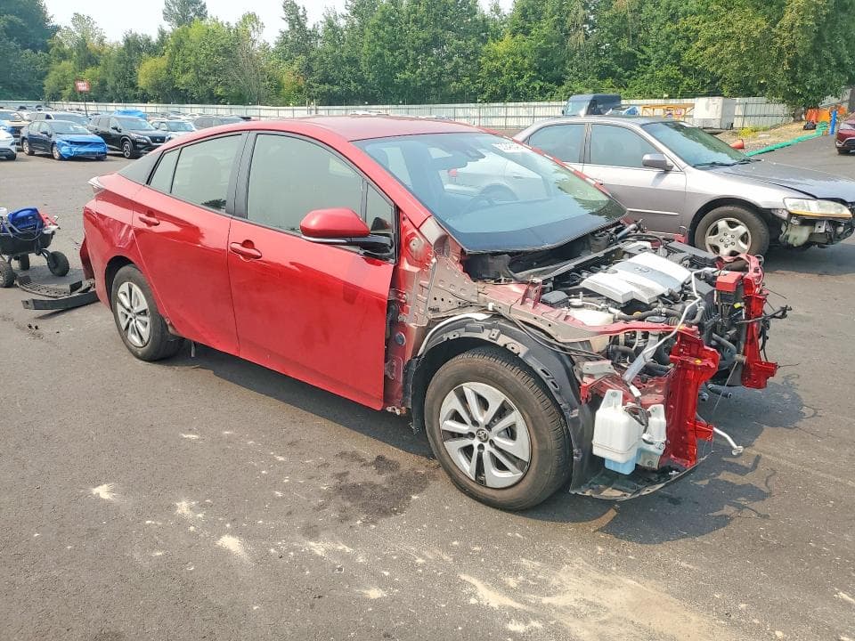 2018 TOYOTA PRIUS THREE 4
