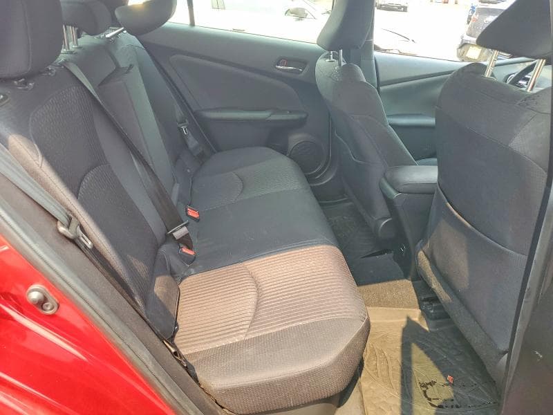 2018 TOYOTA PRIUS THREE 10