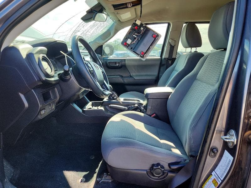 2019 TOYOTA TACOMA SR 7