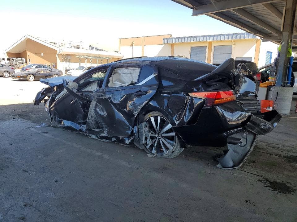 2020 NISSAN ALTIMA SR 2
