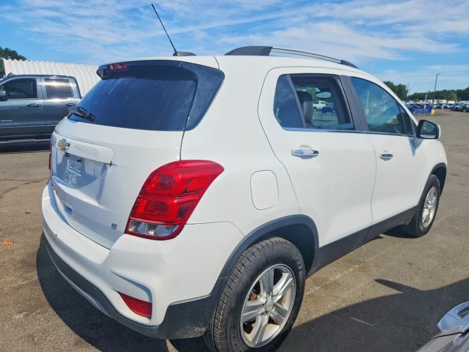 2018 CHEVROLET TRAX 1LT 3