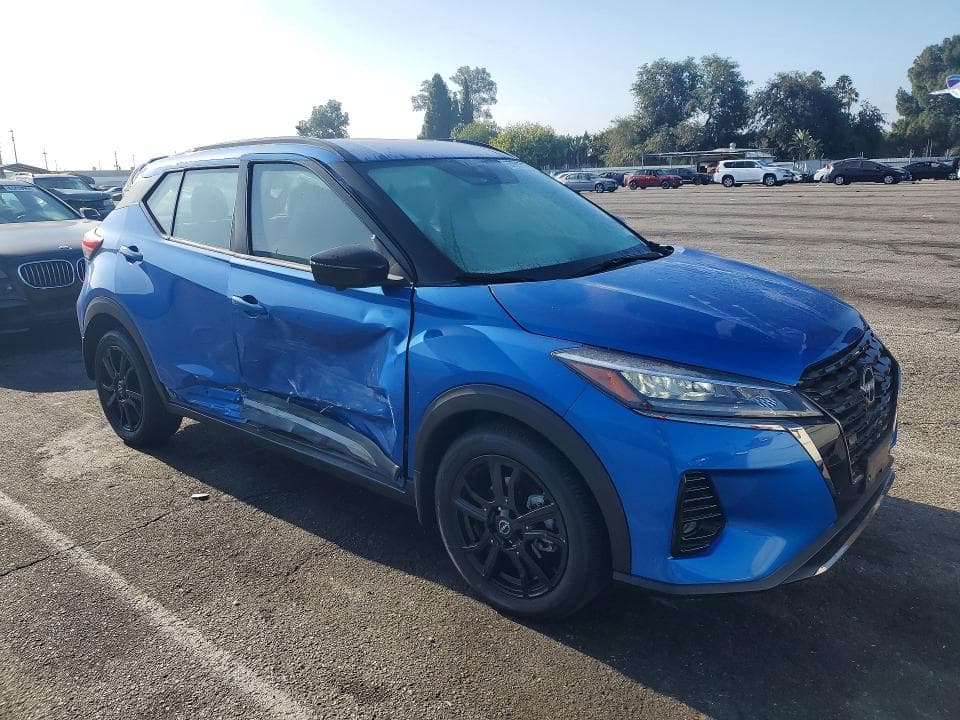 2024 NISSAN KICKS SR 4