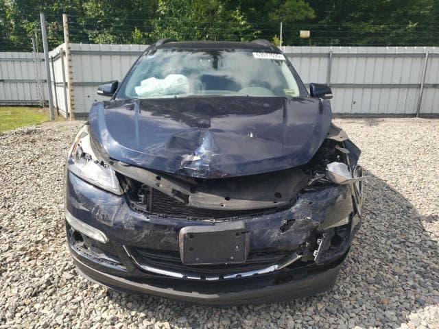 2017 CHEVROLET TRAVERSE LT LT 5