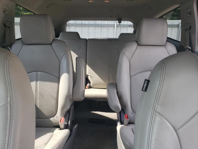2017 CHEVROLET TRAVERSE LT LT 10