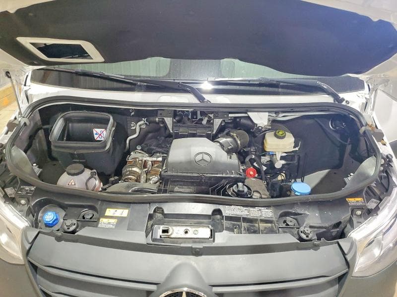 2026 MERCEDES-BENZ SPRINTER 2500 12