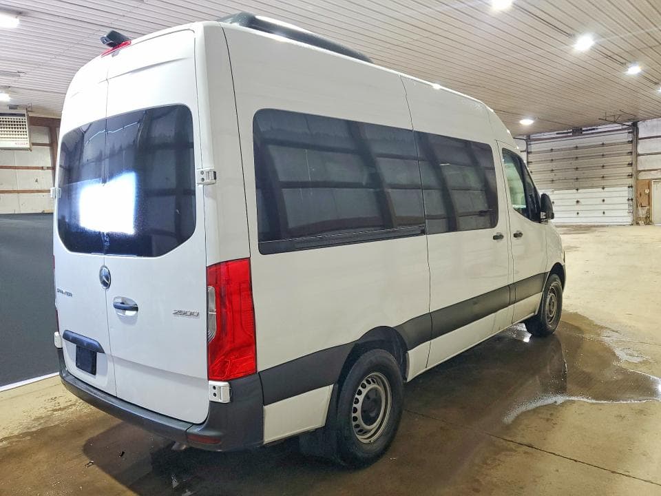 2026 MERCEDES-BENZ SPRINTER 2500 3