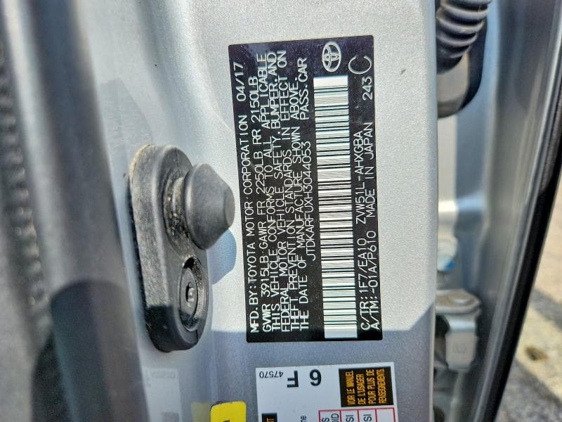 2017 TOYOTA PRIUS FOUR 12