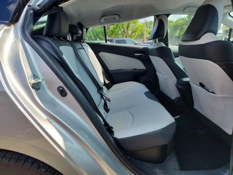 2017 TOYOTA PRIUS FOUR 10