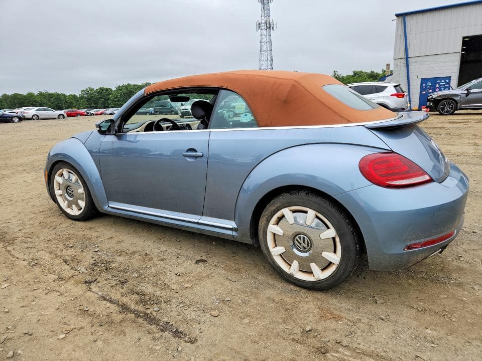 2019 VOLKSWAGEN BEETLE S 2