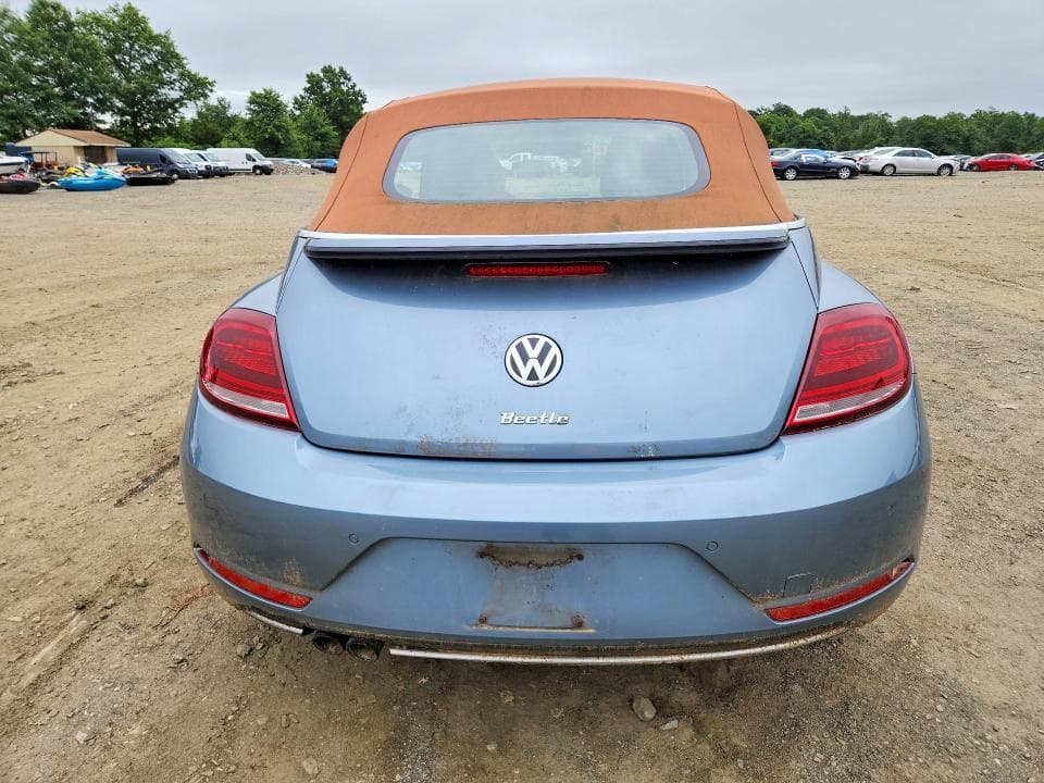 2019 VOLKSWAGEN BEETLE S 6
