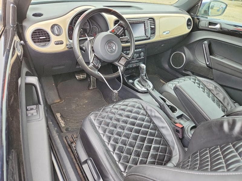2019 VOLKSWAGEN BEETLE S 8