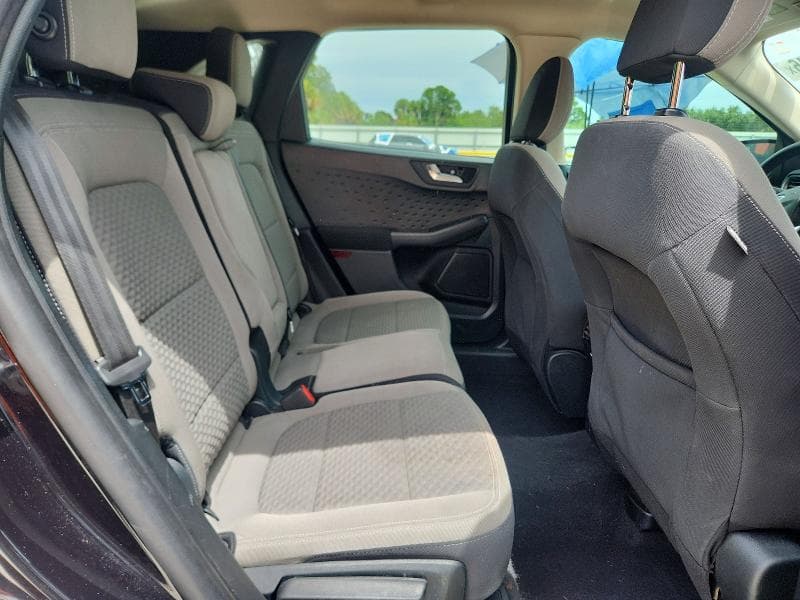 2020 FORD ESCAPE SE 11