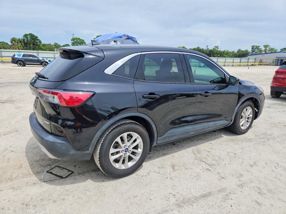 2020 FORD ESCAPE SE 3