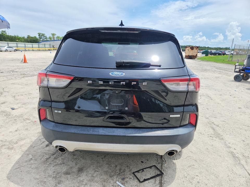 2020 FORD ESCAPE SE 6