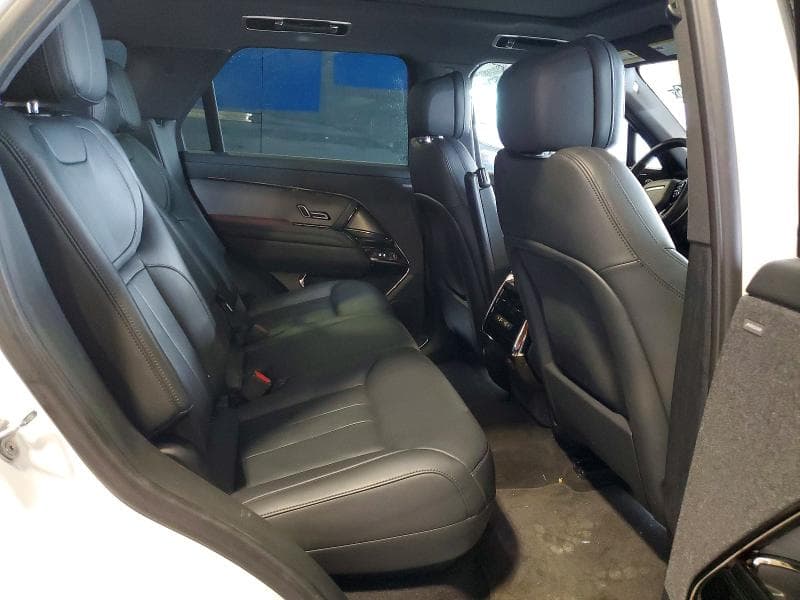 2025 LAND ROVER RANGE ROVER SPORT SE 11