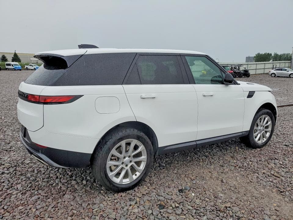 2025 LAND ROVER RANGE ROVER SPORT SE 3