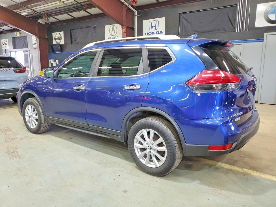 2017 NISSAN ROGUE SV 2