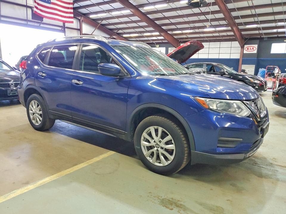 2017 NISSAN ROGUE SV 4