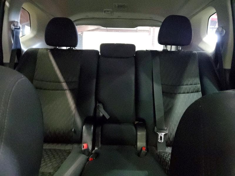 2017 NISSAN ROGUE SV 10