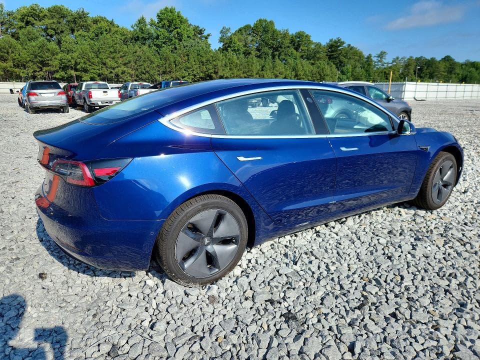 2018 TESLA MODEL 3 3