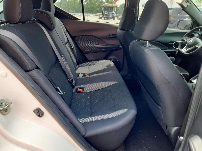 2020 NISSAN KICKS S 11
