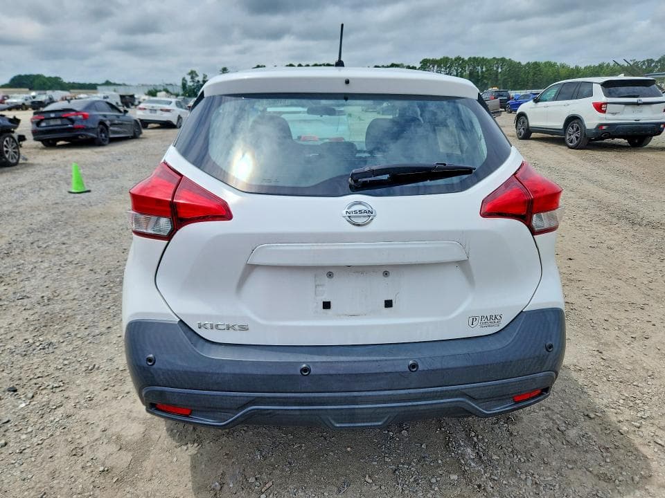 2020 NISSAN KICKS S 6